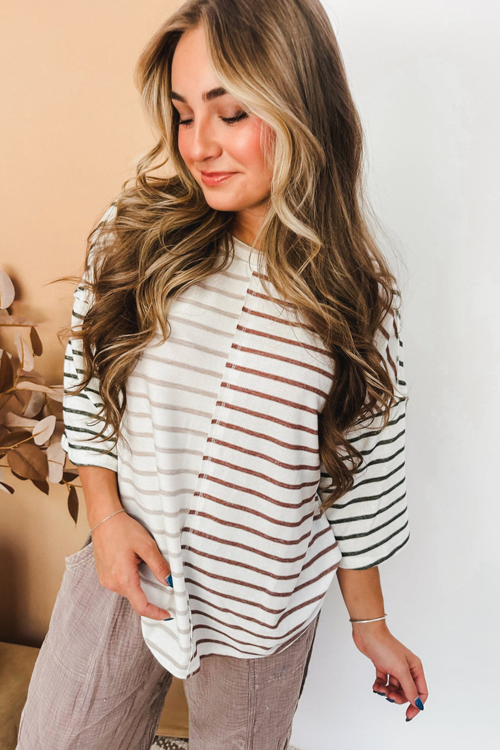 Green Stripe Colorblock 3/4 Sleeve Loose T Shirt