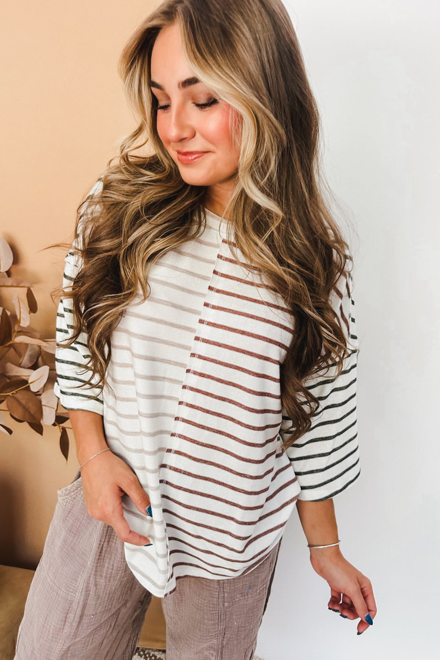 Green Stripe Colorblock 3/4 Sleeve Loose T Shirt