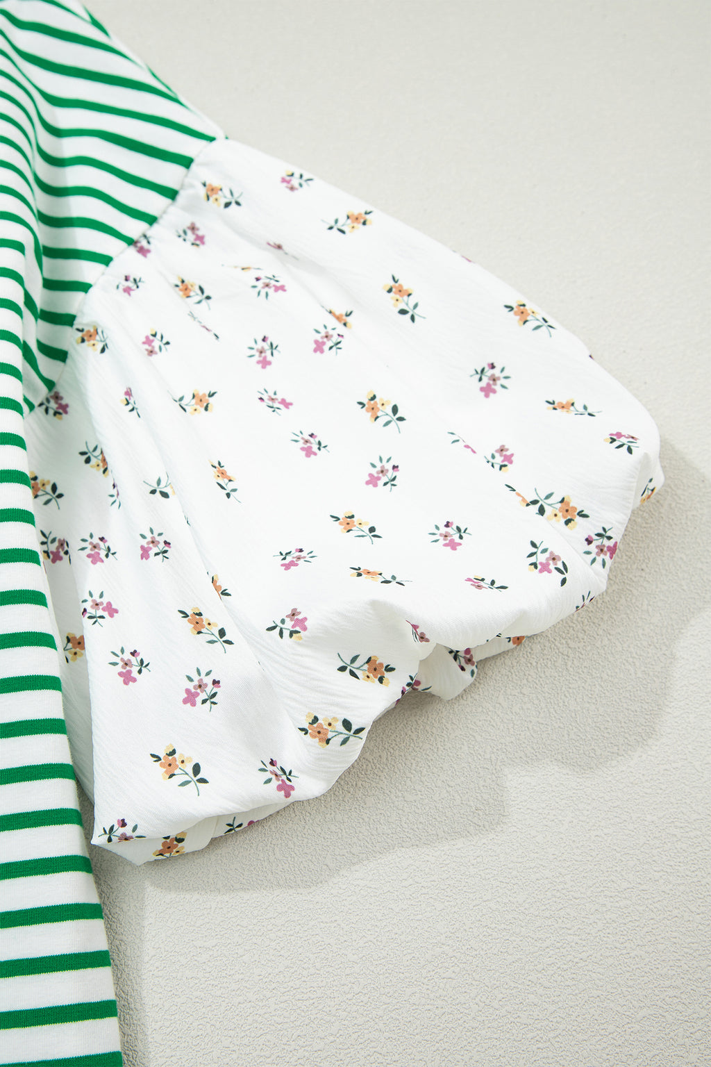 Red Stripe Floral Puff Sleeve Patchwork Round Neck Loose Top